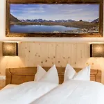 Alpengasthof Zollwirt Отель 3*
